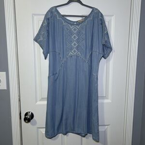 Holding Horses Dress Women's Small Blue Denim Embroidered Knee Length Boho NWOT